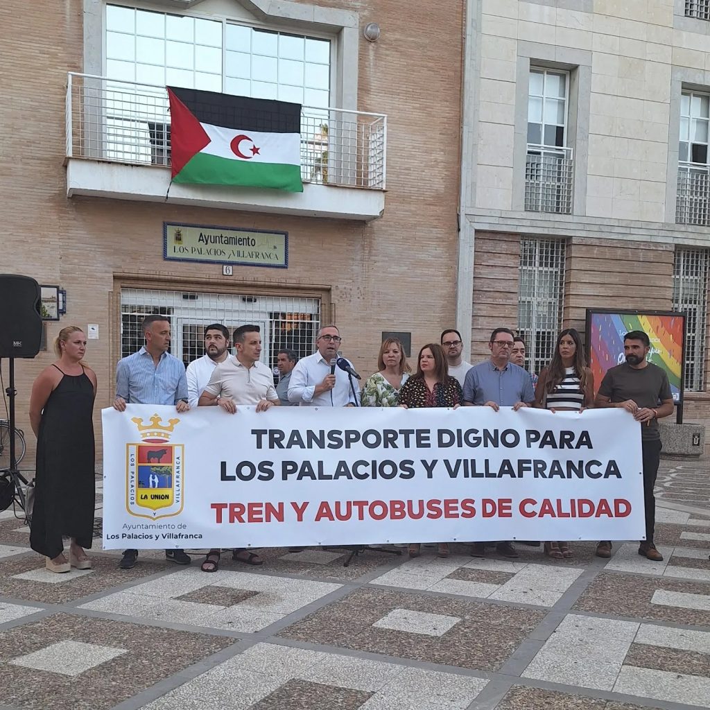 Los Palacios se moviliza para exigir transporte público digno (autobús y cercanías).